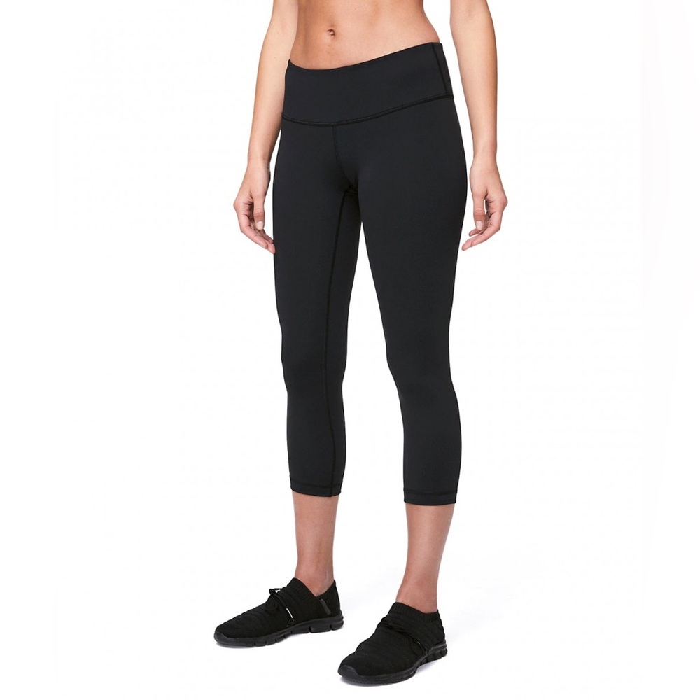 Lululemon Wunder Under High-Rise Crop in black